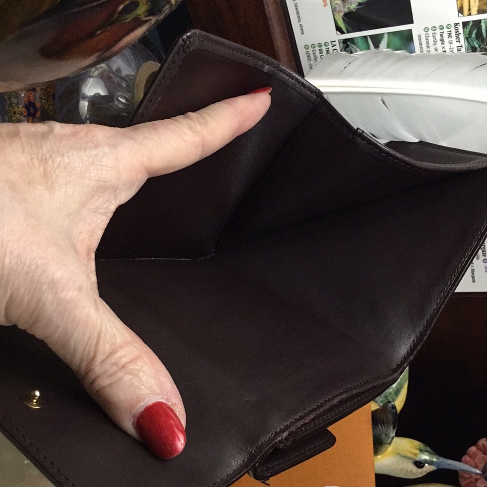 Louis Vuitton wallet - Picture 6 of 9